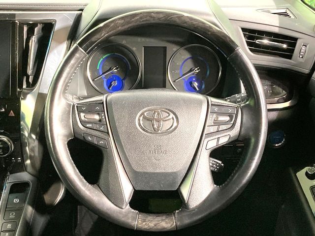 TOYOTA ALPHARD hybrid 4WD 2021