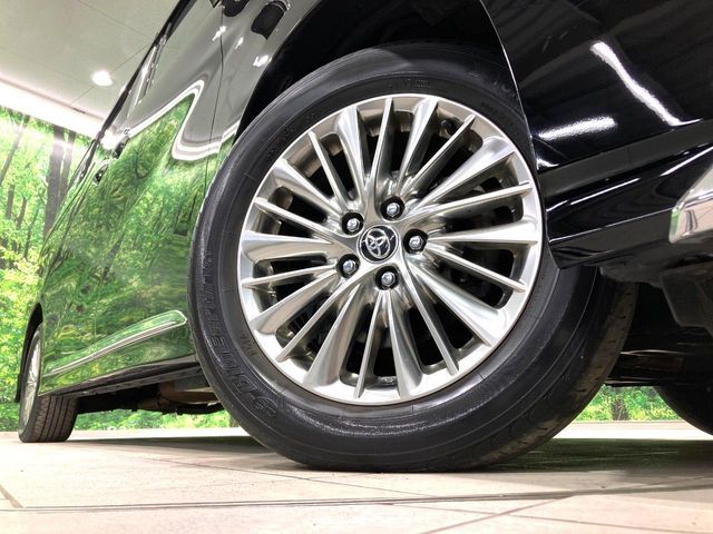 TOYOTA ALPHARD hybrid 4WD 2021