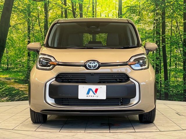 TOYOTA SIENTA HYBRID 2025