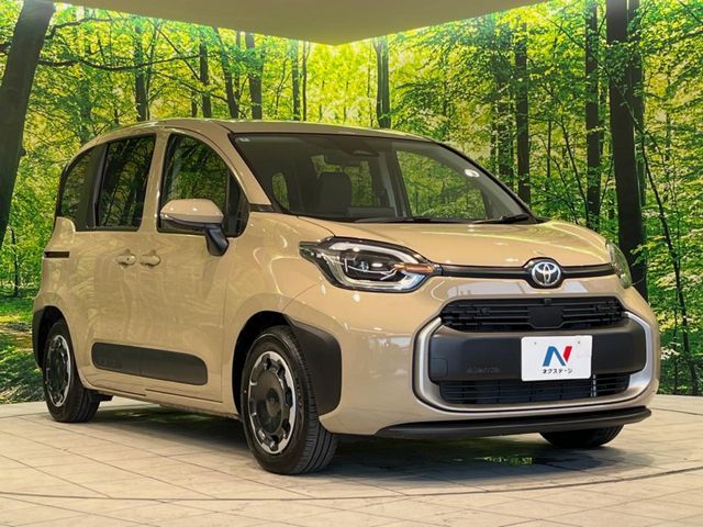 TOYOTA SIENTA HYBRID 2025