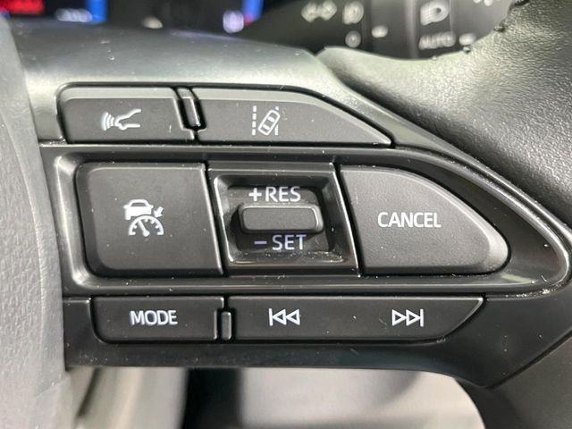 TOYOTA YARIS CROSS HYBRID 2024