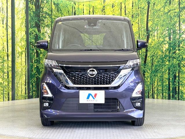 NISSAN ROOX 2022