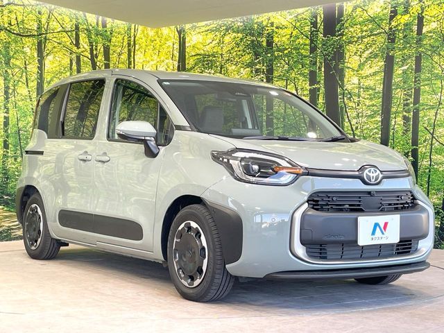 TOYOTA SIENTA HYBRID 2025