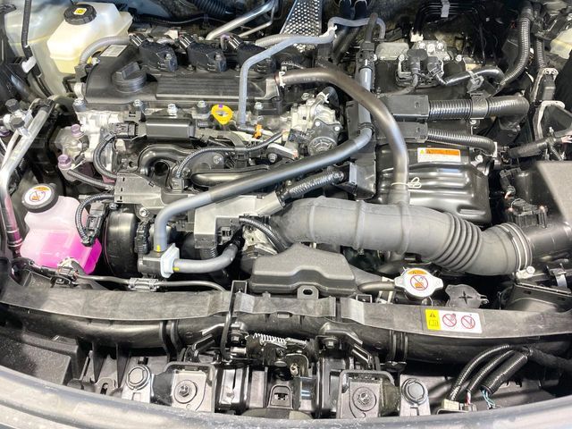 TOYOTA SIENTA HYBRID 2025