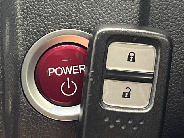 HONDA FIT HYBRID 2015