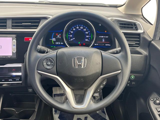 HONDA FIT HYBRID 2015