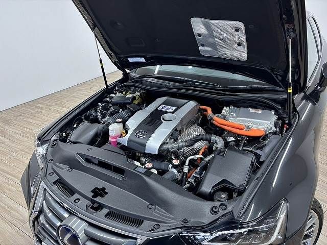 TOYOTA LEXUS IS300h 2017