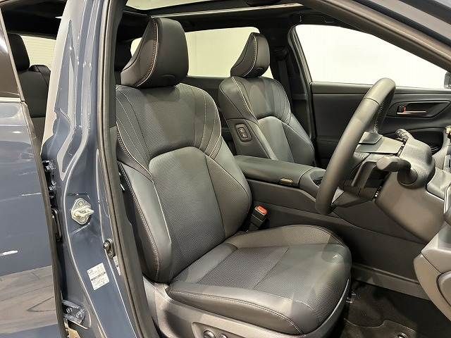 TOYOTA CROWN ESTATE 4WD 2025