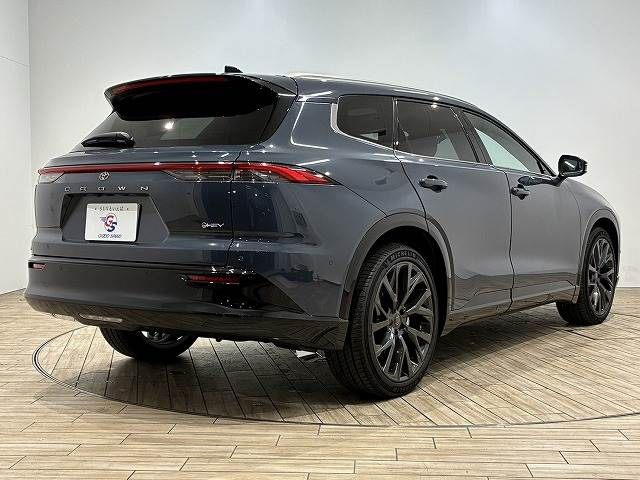 TOYOTA CROWN ESTATE 4WD 2025