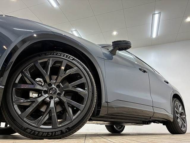 TOYOTA CROWN ESTATE 4WD 2025