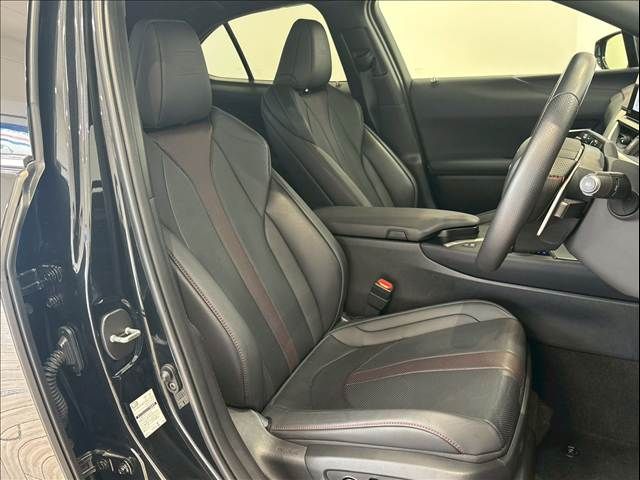 TOYOTA LEXUS UX250h 2023