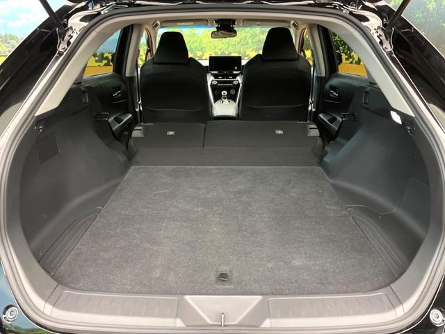 TOYOTA HARRIER 2WD 2023