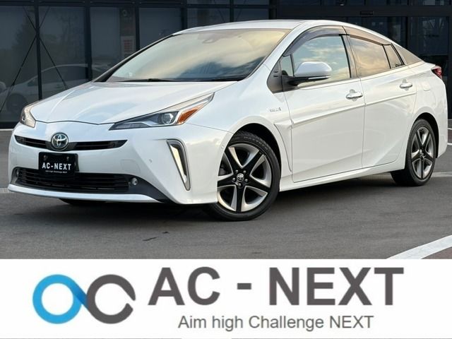TOYOTA PRIUS 2019