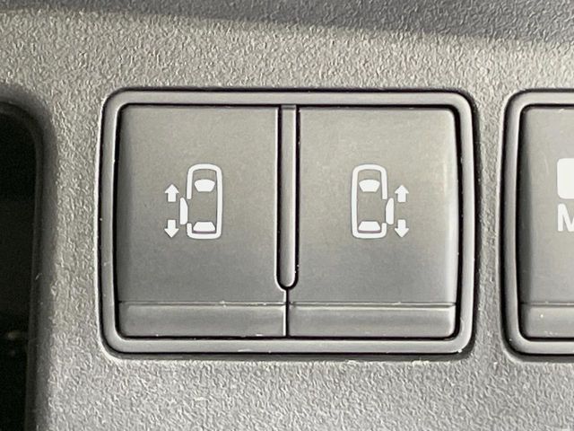 NISSAN SERENA  WG 2011