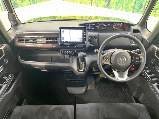 HONDA N BOX CUSTOM 2018