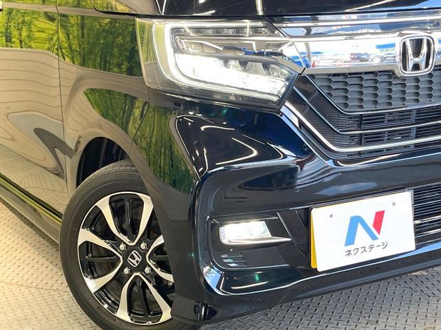 HONDA N BOX CUSTOM 2018