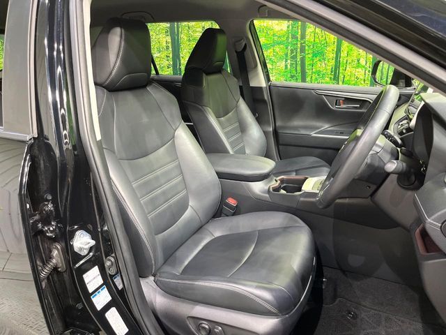 TOYOTA RAV4 4WD 2019