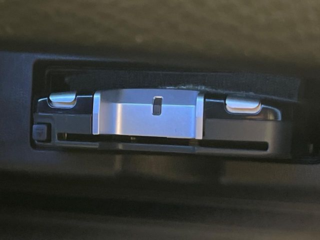 TOYOTA HARRIER 2WD 2015