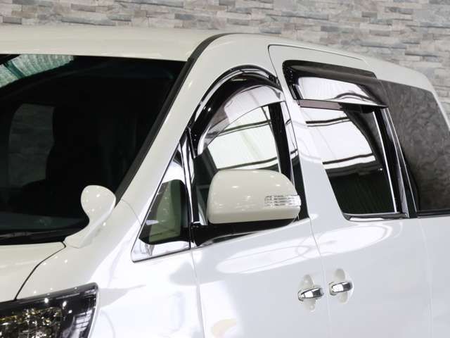 TOYOTA VELLFIRE 2014