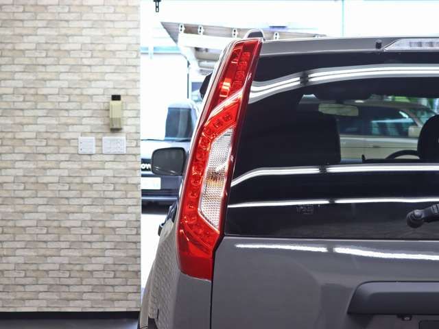 NISSAN X-TRAIL 4WD 2012