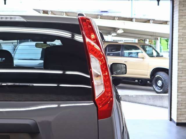 NISSAN X-TRAIL 4WD 2012