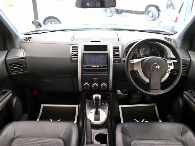 NISSAN X-TRAIL 4WD 2012