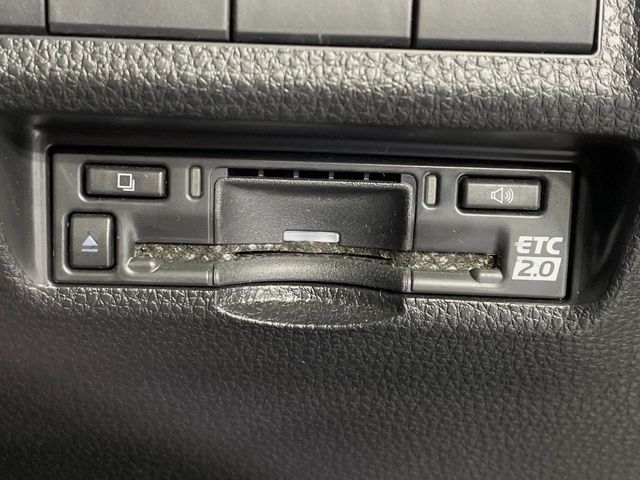 TOYOTA RAV4 4WD 2023