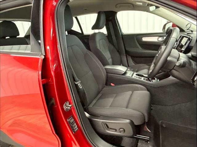 VOLVO VOLVO XC40 2022