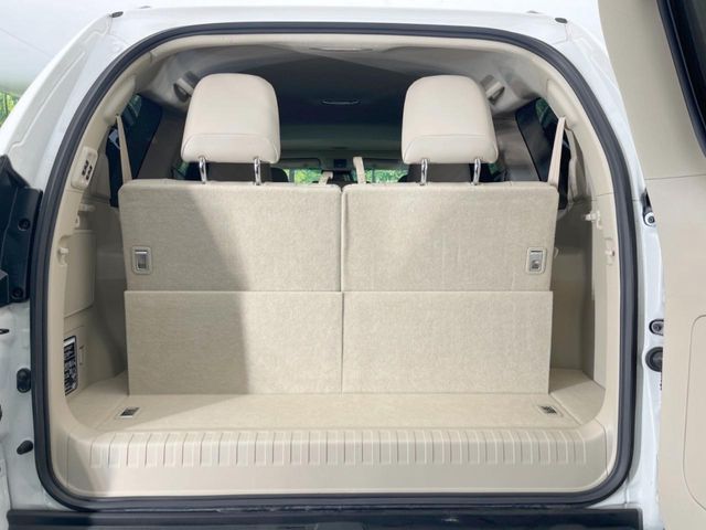 TOYOTA LANDCRUISER PRADO 2023