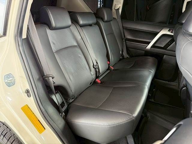 TOYOTA LANDCRUISER PRADO 2020