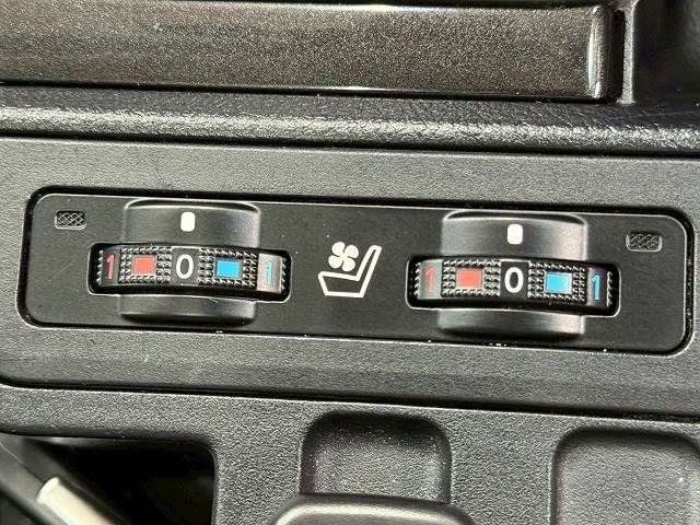 TOYOTA LANDCRUISER PRADO 2020