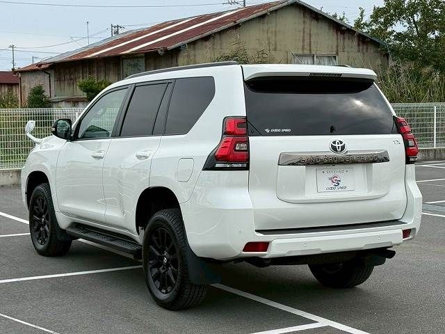 TOYOTA LANDCRUISER PRADO 2020