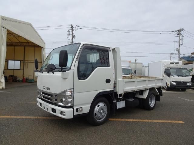 ISUZU ELF 2022