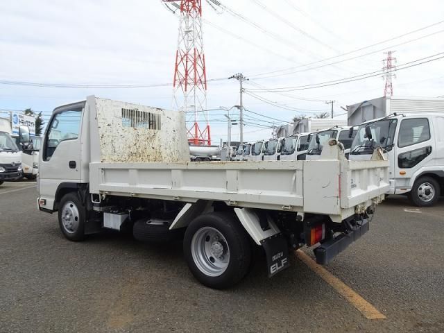 ISUZU ELF 2022
