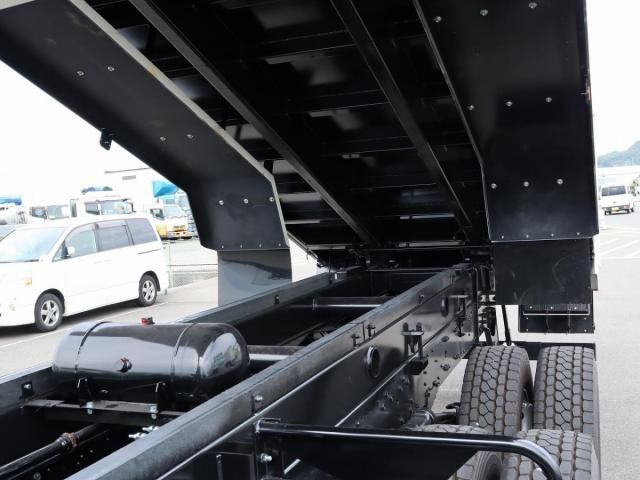 MITSUBISHI FUSOU SUPER GREAT 2025