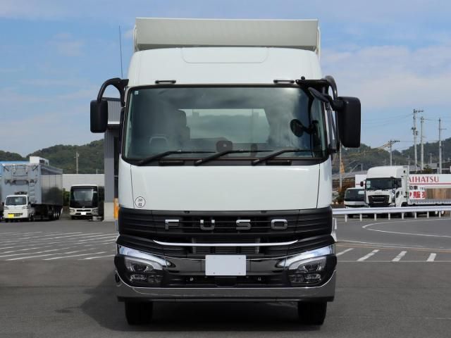 MITSUBISHI FUSOU SUPER GREAT 2025