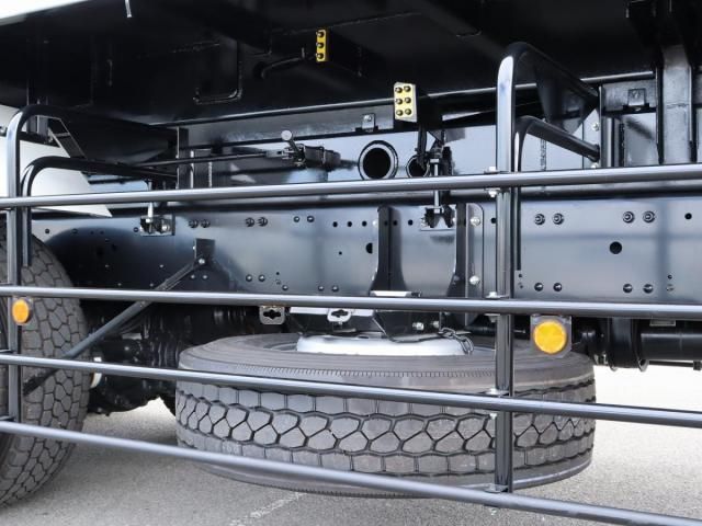 MITSUBISHI FUSOU SUPER GREAT 2025