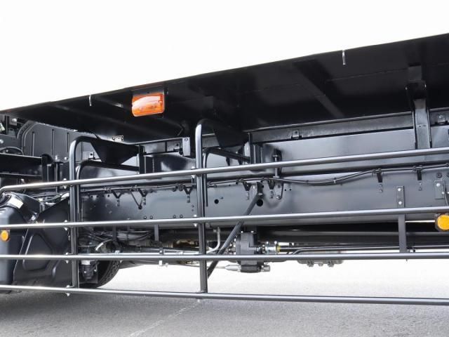 MITSUBISHI FUSOU SUPER GREAT 2025