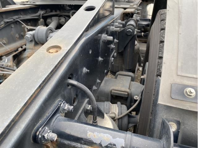 NISSAN DIESEL Quon 2018