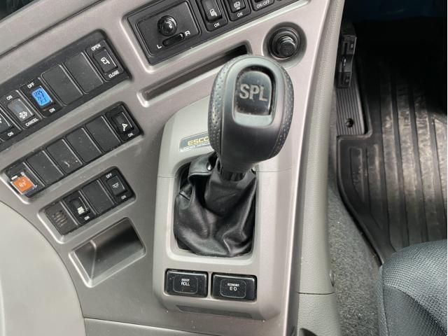 NISSAN DIESEL Quon 2018