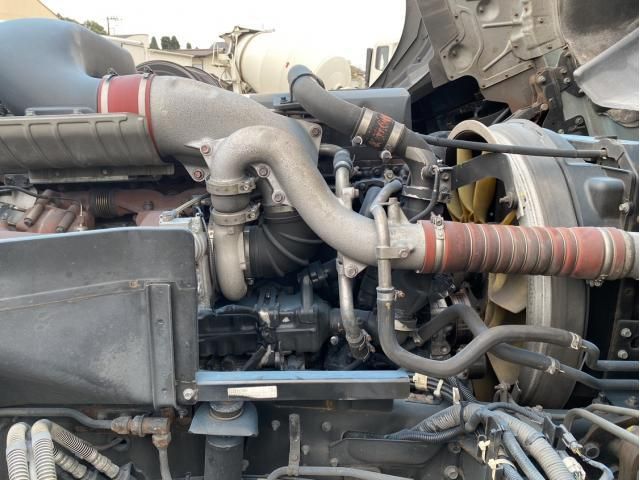 NISSAN DIESEL Quon 2018