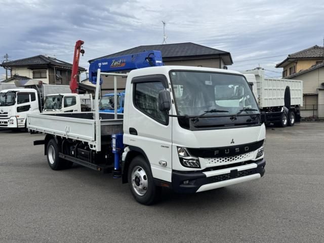 MITSUBISHI CANTER 2023