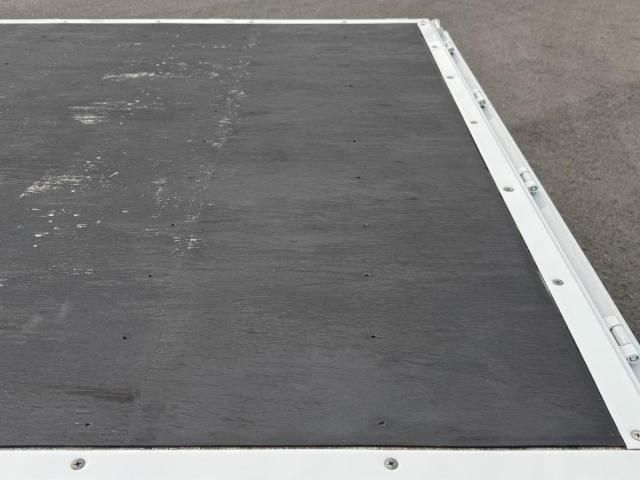 MITSUBISHI CANTER 2023