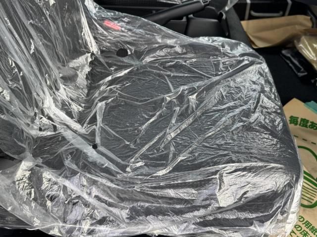 MITSUBISHI CANTER 2023