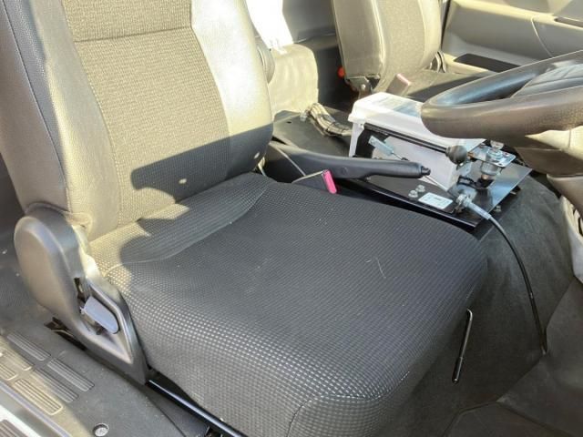 MITSUBISHI CANTER 2019