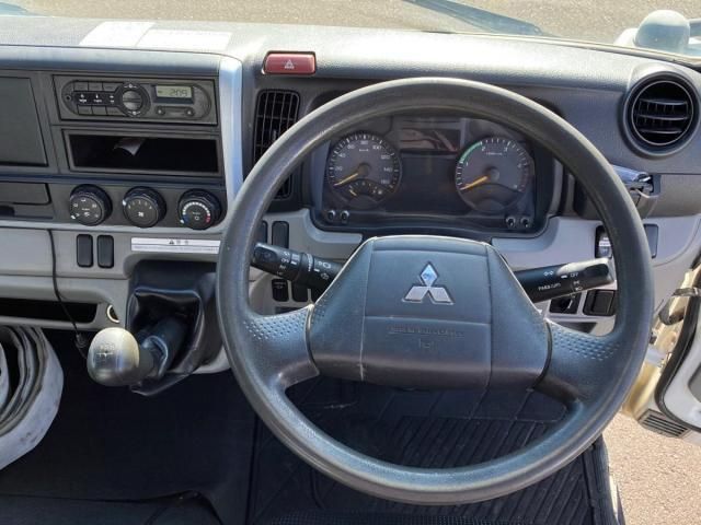 MITSUBISHI CANTER 2019