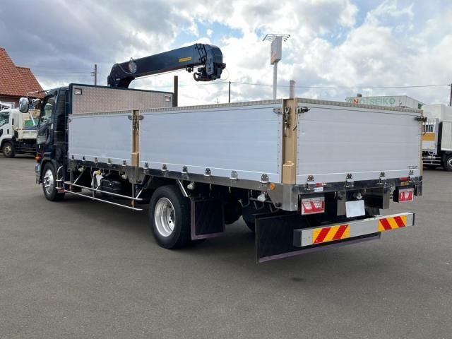 MITSUBISHI FUSOU FIGHTER 2016