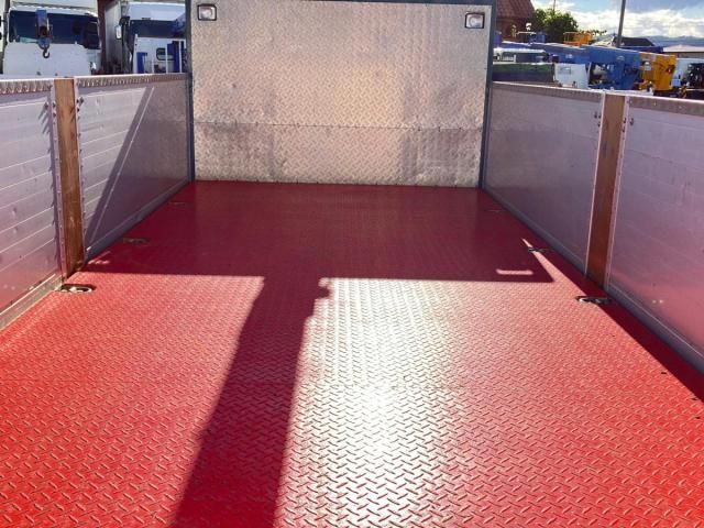 MITSUBISHI FUSOU FIGHTER 2016