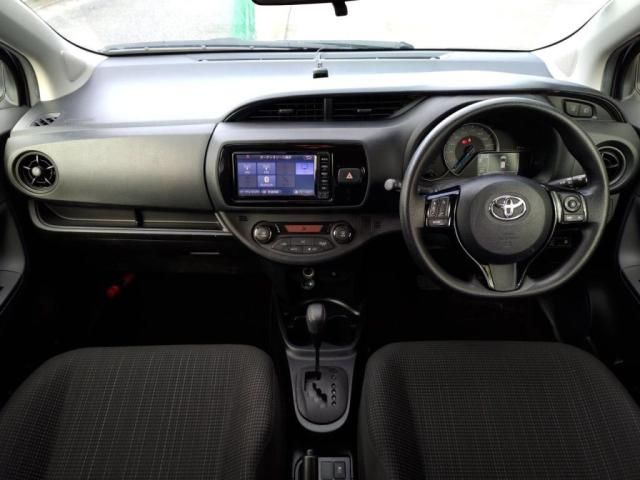 TOYOTA VITZ HYBRID 2018