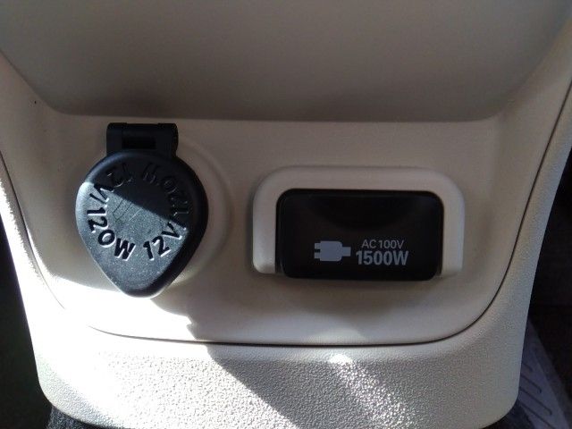 TOYOTA SIENTA HYBRID 2023